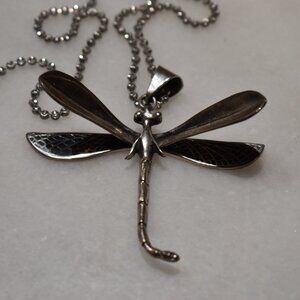 The Dragonfly Chain Necklace in Sterling Silver